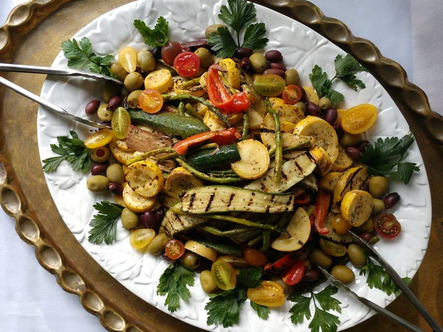 Grilled vegetables on a platter