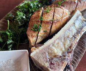 Bone marrow and rustic baguette 