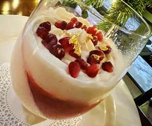 Champagne and strawberry panna cotta